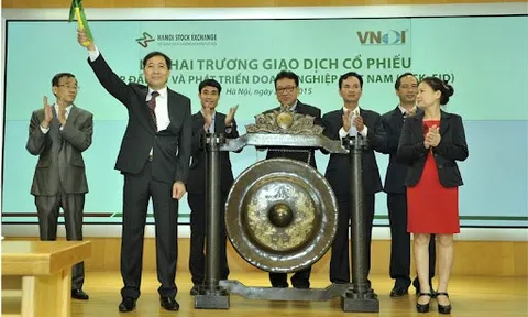 FID có gì mà bị HNX “tuýt còi” liên tiếp?