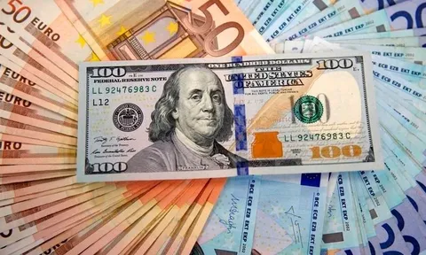 USD "đi ngược số đông": Dầu tăng, Fed cứng rắn hơn nhưng đồng bạc xanh vẫn lao dốc, chuyện gì đang xảy ra?