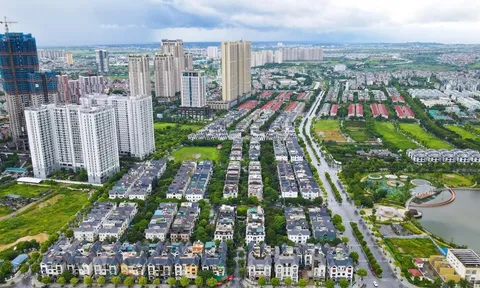 VIS Rating chỉ mặt loạt doanh nghiệp địa ốc “khát tiền” năm 2026: Novaland, NRC, API tiếp tục nằm trong nhóm rủi ro thanh khoản cao