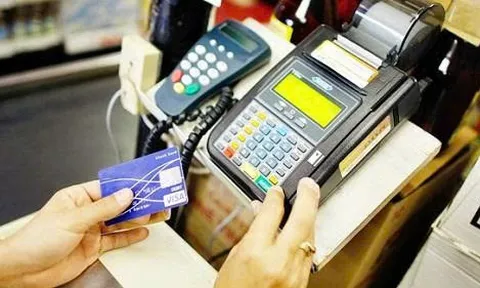 Công an sẽ điều tra chủ tài khoản ngân hàng nếu phát hiện giao dịch rút tiền như sau