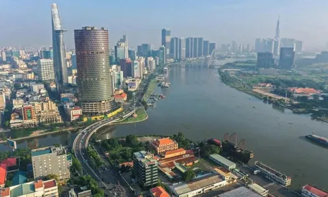 Loạt dự án “đắp chiếu” sống lại, giá bán khiến thị trường choáng váng: tăng tới 3-6 lần