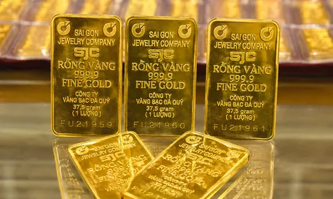 Giá vàng sáng 10/10: Sjc đứng yên ở mức 144,8 triệu đồng/lượng, vàng thế giới bật tăng mạnh!