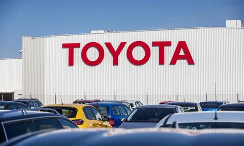 Toyota hụt hơi? Doanh số toàn cầu giảm tháng thứ 7 liên tiếp