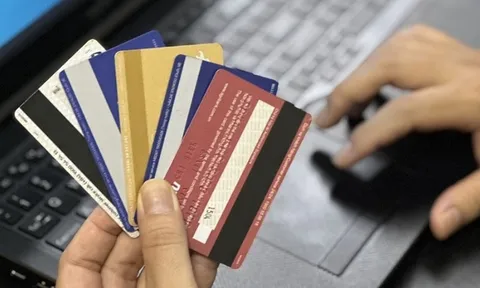 Đừng dại cho mượn tài khoản ngân hàng: 6 hành vi bị cấm, vi phạm có thể bị xử lý hình sự