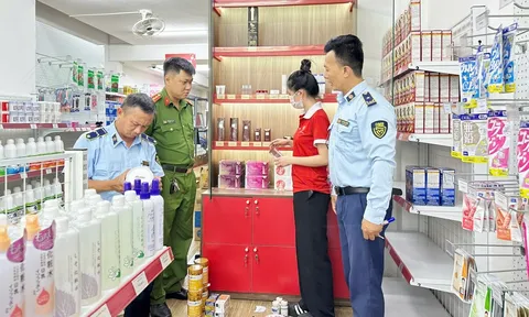 Hàng giả, hàng nhái vẫn hoành hành, Đà Nẵng xử lý gần 300 vụ sau 7 tháng