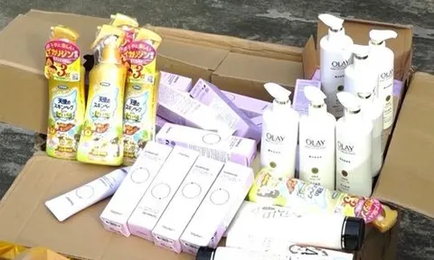 TP.HCM phát hiện 375 chai mỹ phẩm nhập lậu, vụ việc có dấu hiệu tội phạm