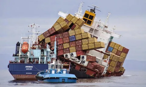 Chiến sự Trung Đông “đốt nóng” phí bảo hiểm… nhưng cổ phiếu bảo hiểm lại lao dốc?