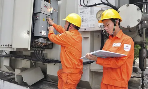 Bộ Công Thương muốn áp dụng sớm khung giờ điện mới ngay mùa nắng nóng: Doanh nghiệp và hộ dân sắp phải thay đổi thói quen dùng điện?