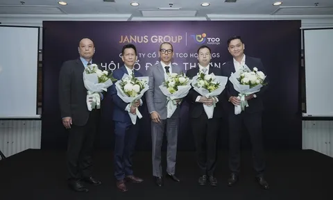 Cựu lãnh đạo thoái sạch vốn, CEO mới xuất hiện: Janus Group đang bán gạo, bất ngờ chuyển hướng sang tư vấn quản lý khi Lãi lao dốc 72%?