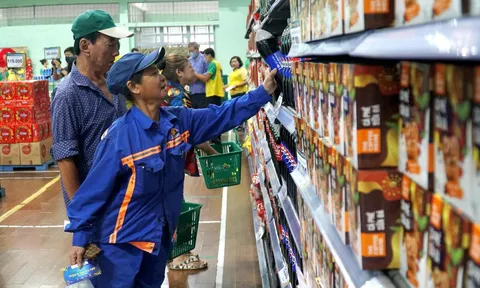 Siêu thị mini có thể vượt 30.000 cửa hàng vào năm 2030: Các ông lớn bán lẻ đổ về vùng ven, nông thôn