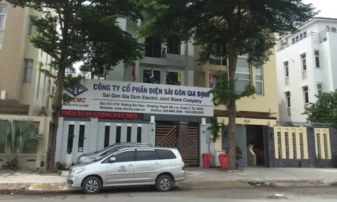 Bị chấm dứt 2 hợp đồng chỉ trong 1 ngày: EHCMC đang đánh mất niềm tin?