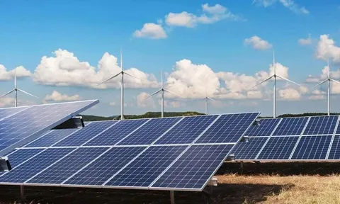 Doanh nghiệp điện gió, điện mặt trời đồng loạt báo lỗ: nợ nghìn tỷ, áp lực lãi vay “bào mòn” lợi nhuận