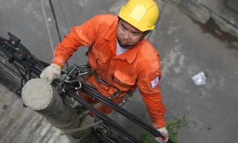 Bộ Công Thương đề xuất phân bổ dần khoản lỗ gần 45.000 tỷ đồng của EVN vào giá điện