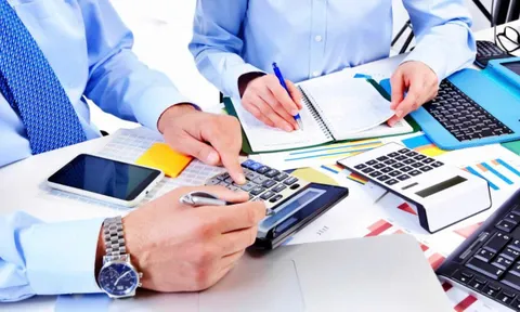 Doanh nghiệp dùng “2 sổ kế toán”: Nhẹ phạt vài chục triệu, nặng có thể ngồi tù tới 20 năm