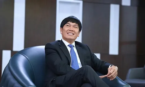 Tỷ phú Trần Đình Long nuôi heo lãi 1.000 tỷ đồng, biên lãi gấp 4 làm thép