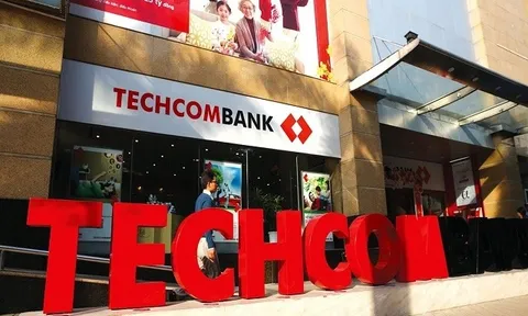 Techcombank xây 2 kịch bản lợi nhuận 2026: Lãi cao nhất 37.500 tỷ, tăng vốn vượt 71.000 tỷ nhưng không chia cổ tức