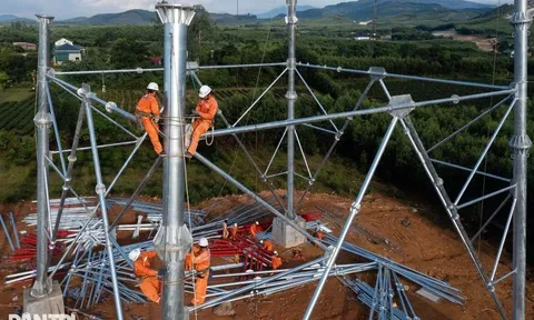 Bộ Công Thương đề xuất “gỡ lỗ” cho EVN, nhiều bộ ngành đồng loạt lên tiếng