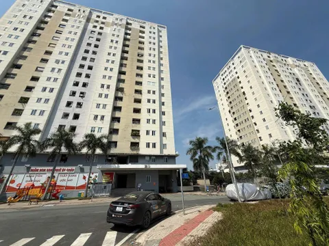 Nhiều chủ đầu tư vẫn chây ì, người mua nhà mòn mỏi chờ sổ hồng