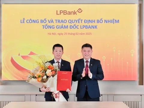 Từng giữ ghế Phó TGĐ ở tuổi 30, giờ đây doanh nhân Vũ Quốc Khánh chính thức dẫn dắt LPBank! Tương lai ngân hàng sẽ ra sao?