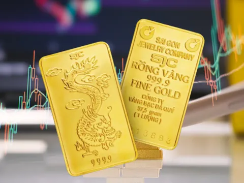 Giá vàng “nhảy múa” tháng 10: Tăng sốc 10 triệu đồng/lượng, nhà đầu tư hoa mắt vì biến động