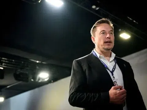 Drama Silicon Valley: Elon Musk kiện OpenAI, cảm thấy bị phản bội!