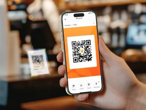 Hộ kinh doanh tràn lan dùng QR cá nhân: NHNN cảnh báo bất cập