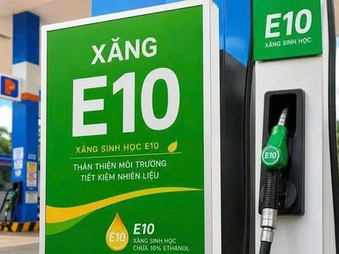 Xăng E10 để lâu có bị tách nước? Bộ Công Thương lên tiếng