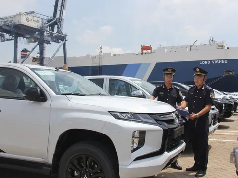 Chính phủ ban hành danh mục mới: 12 nhóm hàng nhập khẩu bắt buộc làm thủ tục tại cửa khẩu
