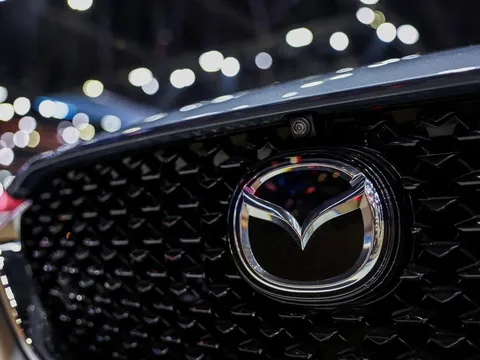 Mazda triệu hồi hơn 183.000 xe toàn cầu vì lỗi túi khí & hệ thống cảnh báo!