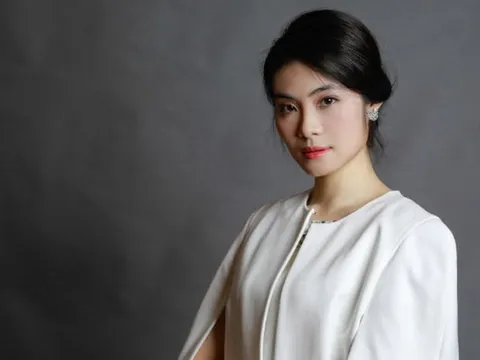 Chân dung con gái duy nhất nhà sáng lập Tập đoàn Nam Cường: 8 năm du học Anh, 20 tuổi đã ngồi ghế Phó Chủ tịch tập đoàn bất động sản