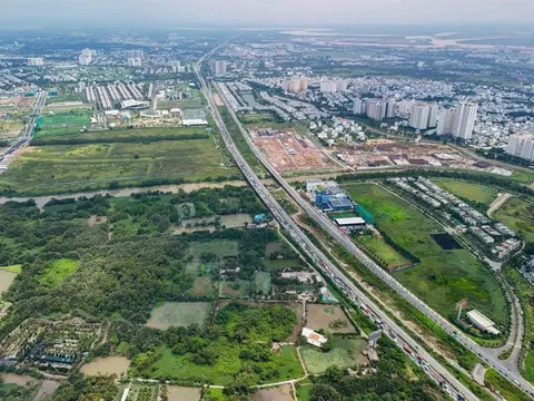 Giá căn hộ Bình Dương cũ tăng mạnh, trung bình chạm mốc 46 triệu đồng/m²