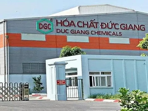 Biến động mạnh tại Hóa chất Đức Giang: Triệu tập đại hội bất thường sau cú sốc nhân sự và loạt lãnh đạo bị khởi tố