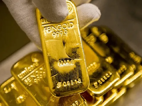 Giá vàng bật tăng hơn 46 USD, vượt 4.099 USD/oz: Thị trường “nín thở” chờ Fed