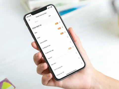 Ngân hàng tự động trừ tiền trong tài khoản để thu nợ: có được phép không?