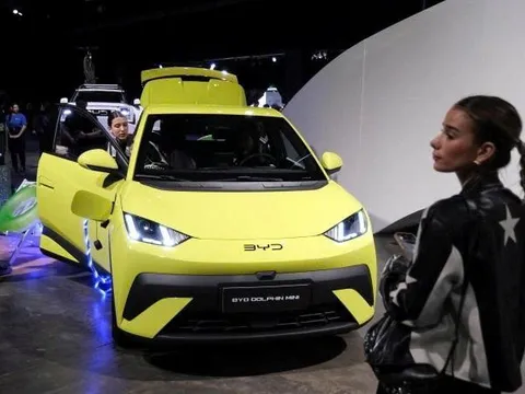 BYD hụt hơi sau 4 năm tăng trưởng: “ông vua xe điện” bắt đầu gặp sóng lớn