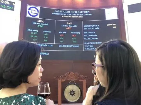 Một công ty nợ vay gấp 4 lần vốn chủ, được bank bảo lãnh 1/3 tổng nợ, vẫn đang được nhiều kì vọng, có còn “ngon”?