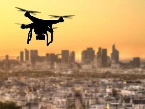 TP. Hồ Chí Minh dùng drone, vệ tinh giám sát đốt rác: siết ô nhiễm không khí, hướng tới đô thị xanh