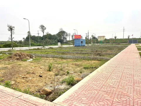 Bảng giá đất mới: Nguy cơ giá ảo thành thật, thị trường có nguy cơ nổ bong bóng?