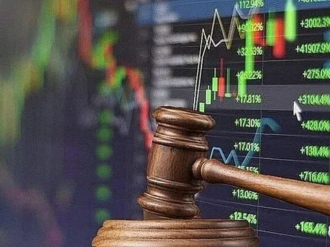 Đầu tư Quang Thuận bị phạt: Chậm công bố thông tin đáo hạn của 60 mã trái phiếu