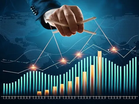 UBCKNN “siết chặt” giao dịch lạ giữa cơn sốt chứng khoán: Ai chiêu trò, coi chừng bị sờ gáy