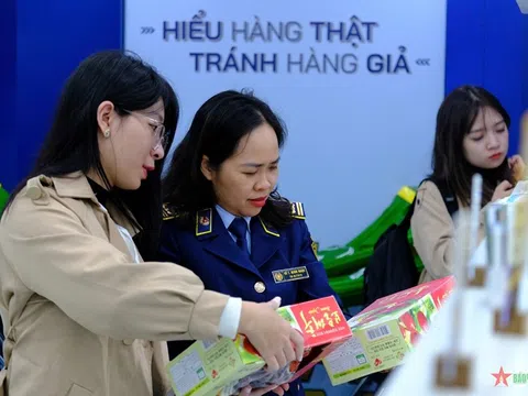 Phòng trưng bày hàng thật - hàng giả tại Hà Nội chính thức mở cửa!