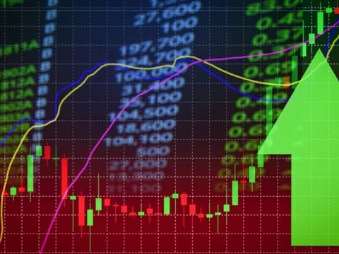VN-Index sau tuần tăng mạnh: Sắp tới có tích lũy, rung lắc hay tiếp đà hồi phục?