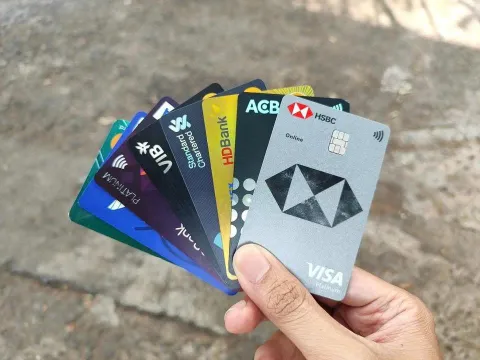 Người Việt đổ xô mở thẻ quốc tế: Gần 2 triệu thẻ chỉ trong 3 tháng
