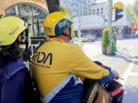 “Cuộc chiến” gọi xe giá rẻ bùng nổ: Moovtek, Tada tung chiêu lạ, thách thức Grab – Xanh SM