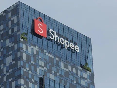 Người Việt sắp có thể mua hàng Shopee trực tiếp ngay trên Facebook