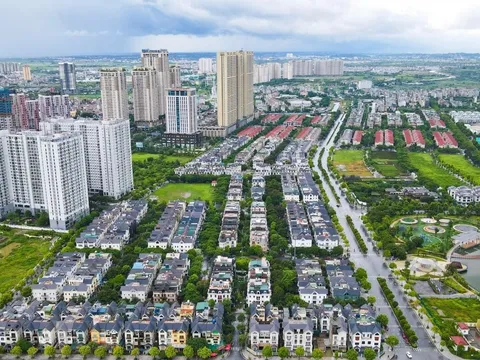 VIS Rating chỉ mặt loạt doanh nghiệp địa ốc “khát tiền” năm 2026: Novaland, NRC, API tiếp tục nằm trong nhóm rủi ro thanh khoản cao