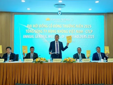 Dàn doanh nghiệp đầu tiên báo lãi khủng nửa đầu 2025: Chứng khoán – Hàng không – Chăn nuôi cùng “bứt tốc”