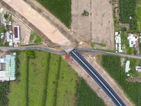 Phó thủ tướng ra “tối hậu thư”, yêu cầu cao tốc Biên Hòa – Vũng Tàu & Bến Lức – Long Thành trước 25/12