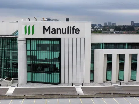 Manulife gặp họa lớn khi liên tục bị khách hàng bóc phốt!