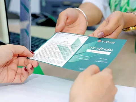 Quên rút sổ tiết kiệm khi đáo hạn, tiền lãi có bị mất?